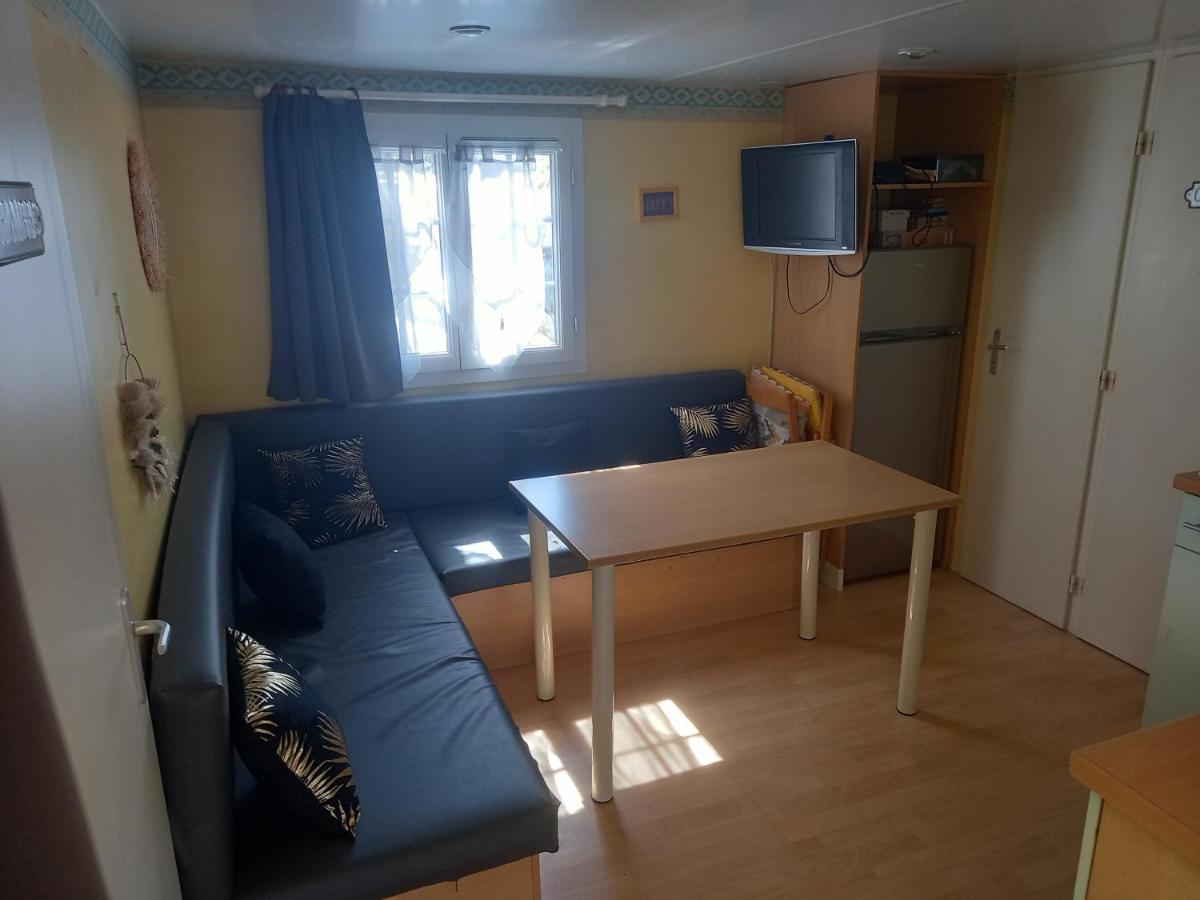 Camping Mobil 4 Personnes *